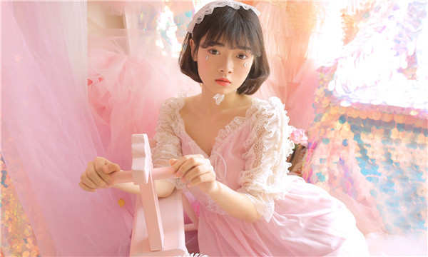 汤旺河供卵试管代怀生子多少钱？这一直是很多不孕不育家庭关注的话题。在中国，不孕不育的发生率越来越高，根据《中国不孕不育现状调研报告》显示，育龄夫妇的不孕不育率从20年前的3%增长至现在的12.5%-18.2%，患者人数高达6000万以上。在这样的背景下，许多家庭通过供卵试管来实现自己的生育梦想。那么，供卵试管代怀生子的费用到底是多少呢？